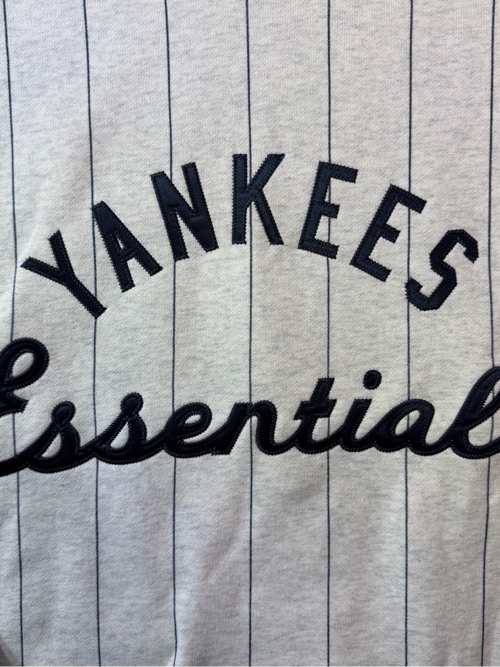Fear of God ESSENTIALS New York Yankees MLB Sport Pinstripe Hoodie Sweatshirt XL - Picture 3 of 9